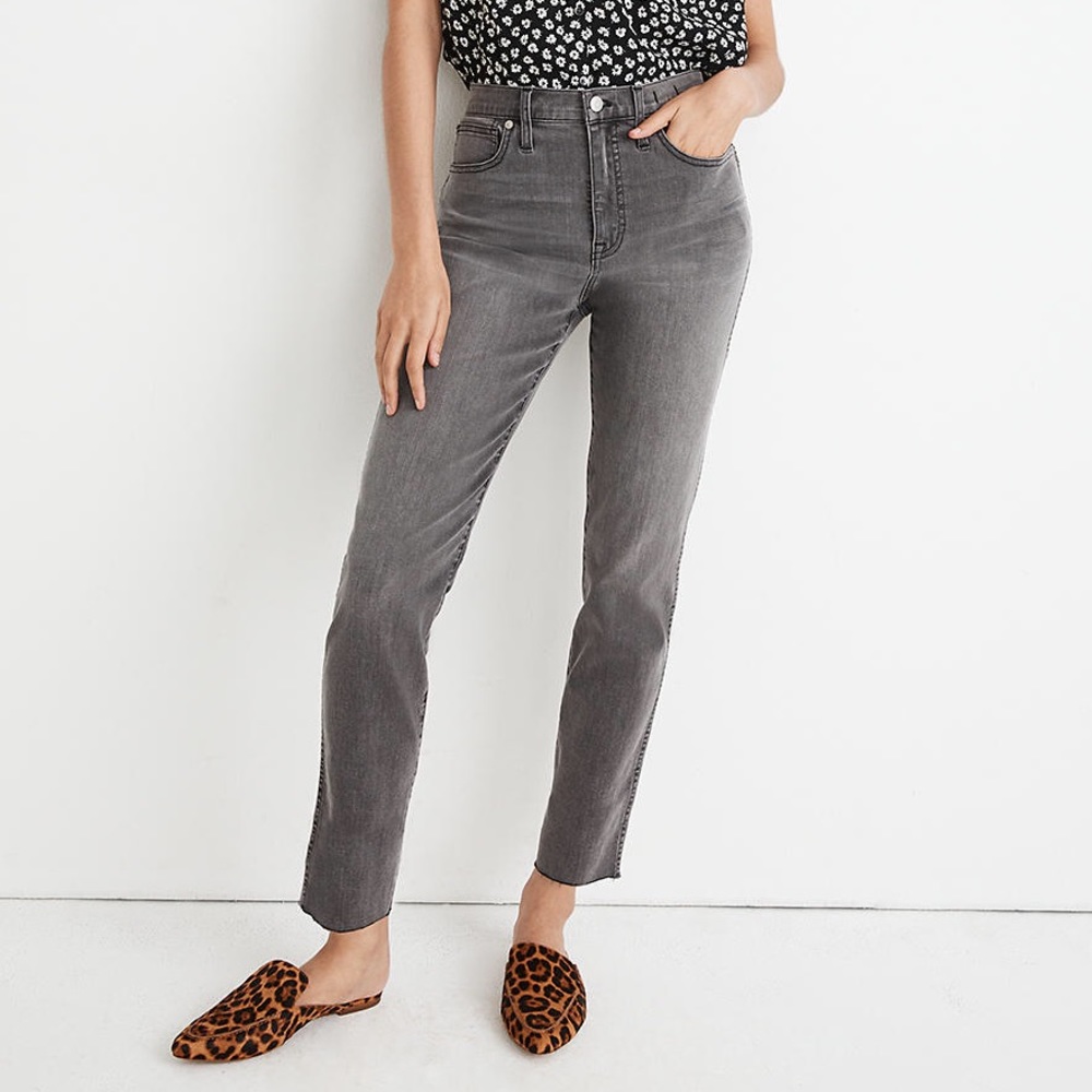 NWOT Madewell Stovepipe Gray Cement Wash High Rise Jeans